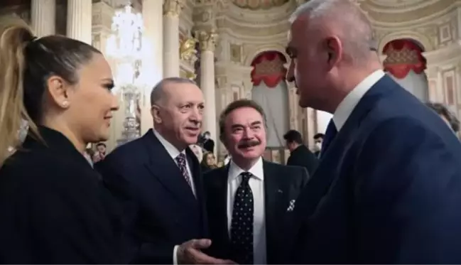 Demet Akalın, Cumhurbaşkanı Erdoğan'dan müzik yasağının kaldırılmasını rica etti