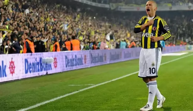 Fenerbahçe'nin İmparator'u da Alex'i hedef aldı! Taraftar 