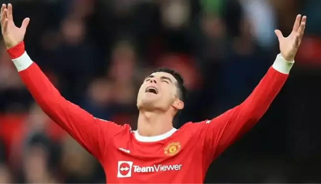 Cristiano Ronaldo'nun milyon euroluk aracı kazaya karıştı! Hasar çok büyük