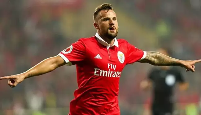 Haris Seferovic, Galatasaray'da! 15 maçta forma giyerse satın alma opsiyonu devreye girecek