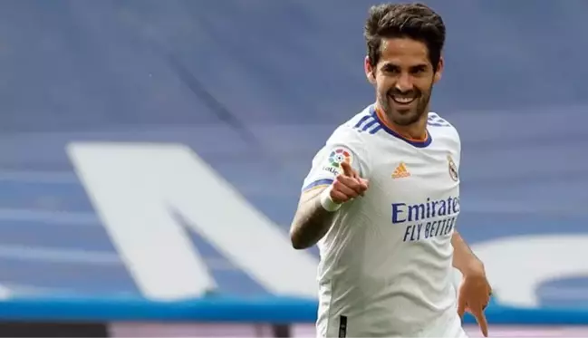 Real Madrid ile yollarını ayıran Isco'yu, Süper Lig devi kapıyor