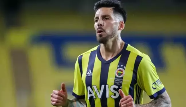 Jose Sosa, futbola başladığı Estudiantes'e geri döndü