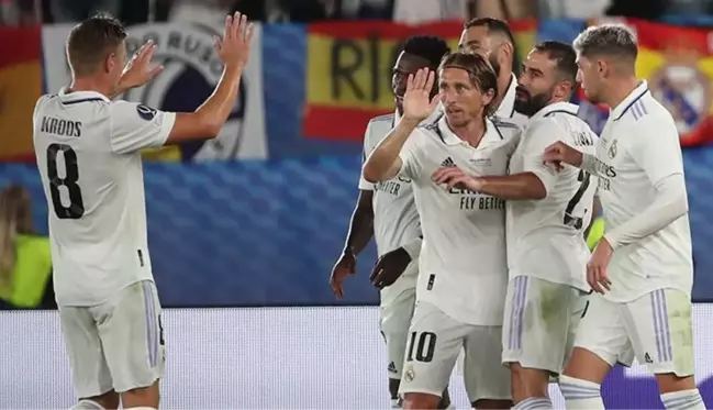 Son Dakika: Real Madrid, Eintracht Frankfurt'u 2-0 yenerek UEFA Süper Kupa'nın sahibi oldu