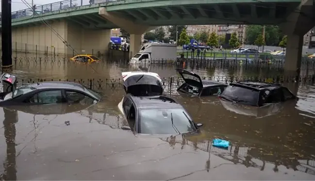 Meteoroloji'den İstanbul ve Ankara dahil 17 ile sarı kodlu uyarı: Sel ve su baskınları olabilir