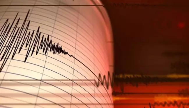 Erzurum'da gece saatlerinde 3.7'lik sarsıntı korkuttu