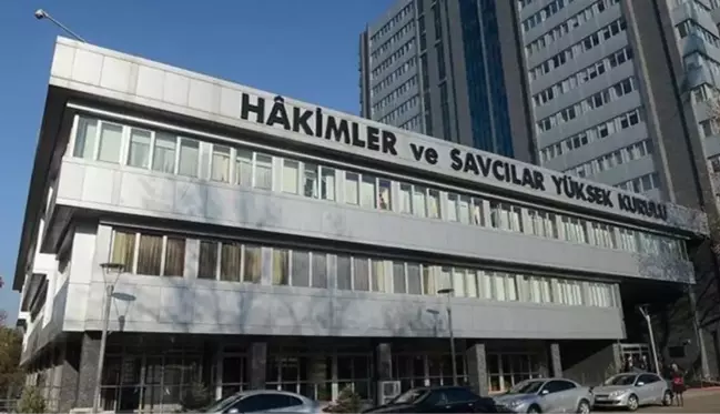 HSK, 'İran istihbaratı adına casusluk yapma davasının' sanıklarından savcı Davut Yılmaz'ı meslekten ihraç etti