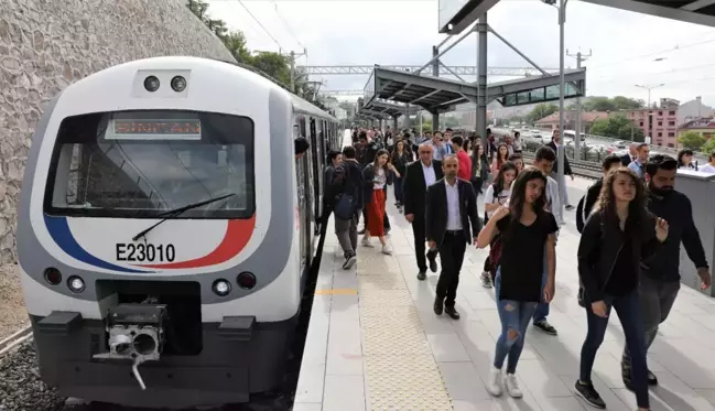 Marmaray, Başkentray ve İzban ile 1 milyar 663 milyonu aşkın yolcu seyahat etti