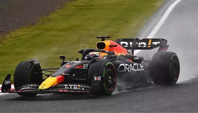 Formula 1 Japonya Grand Prix'sinde pole pozisyonu Max Verstappen'in