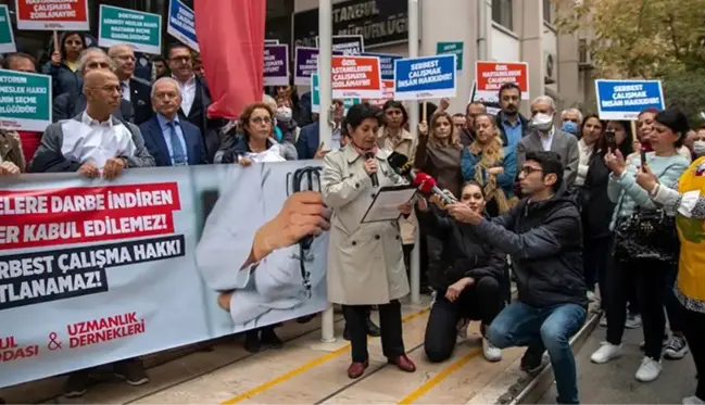 Hekimlerden 'özel hastaneler yönetmeliği' protestosu: Serbest çalışma hakkımız kısıtlanamaz