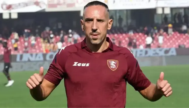 Franck Ribery futbolculuk kariyerine nokta koydu: Top durabilir ama içimdeki futbol aşkı asla