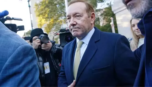 Aktör Kevin Spacey, hakkındaki cinsel saldırı davasında suçsuz bulundu