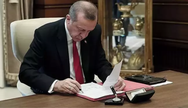 Cumhurbaşkanı Erdoğan'ın imzasıyla Resmi Gazete'de yayımlandı! 2 bakanlıkta önemli atamalar