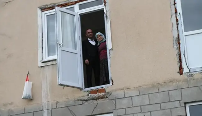 Karadeniz mimarisinin son örneği: Kapı var, balkon yok