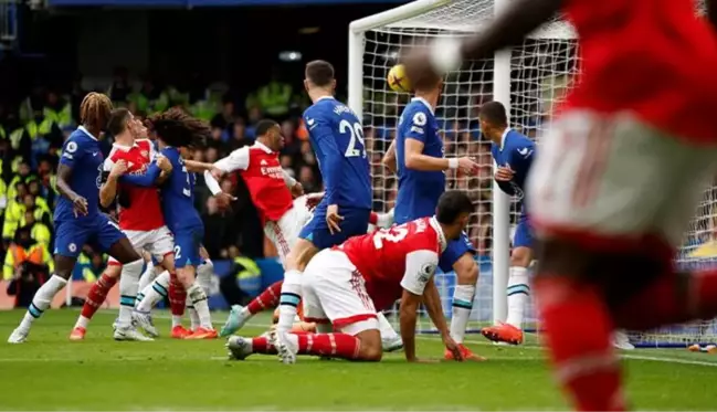 Londra derbisi nefes kesti! Lider Arsenal, Chelsea'ye yine sahayı dar etti