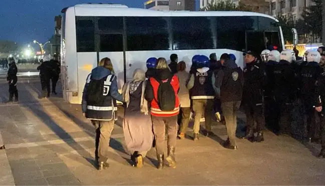 Pençe-Kılıç harekatını protesto için sokağa çıktılar! Bir ilimizi karıştıran gösteride 47 gözaltı! Aralarında HDP'liler de var