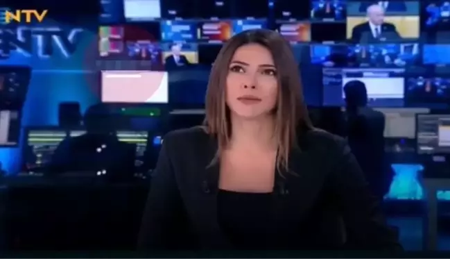 Canlı yayında depreme yakalanan spiker kim? (VİDEO) Canlı yayında depreme yakalanan NTV spikeri!