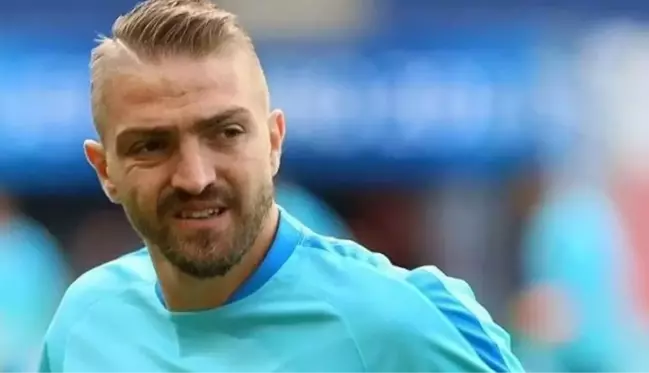 Süper Lig'in büyükleri savaşa tutuştu! Caner Erkin'e eski takımı da teklif yaptı