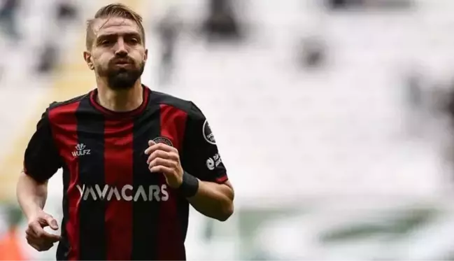 Süper Lig devinden Caner Erkin bombası! Herkes Beşiktaş derken ezeli rakibine gidiyor