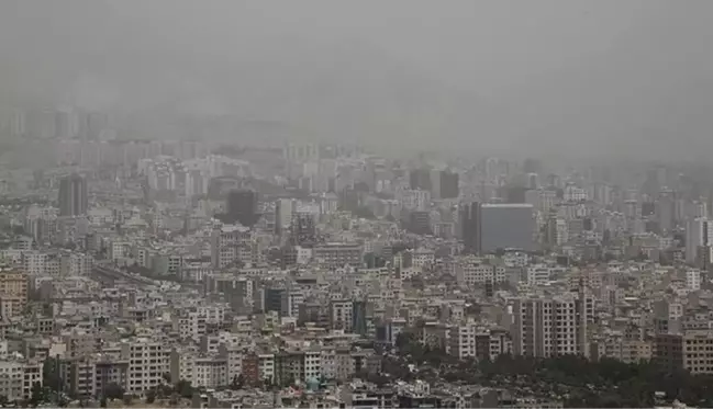 İran'da, geçen yıl yaklaşık 42 bin kişi hava kirliliği nedeniyle hayatını kaybetti