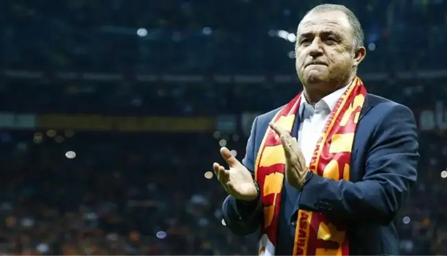 Türk futbol tarihinde bir ilk! Fatih Terim resmen efsaneler arasına girdi