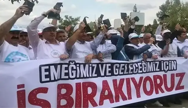 Yüzde 30'luk zammı yetersiz bulan 7 memur konfederasyonu iş bırakma kararı aldı