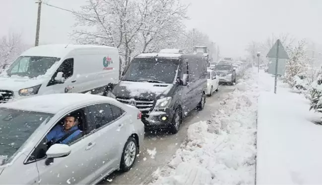 Antalya'nın Korkuteli ilçesinde kar nedeniyle eğitime ara verildi