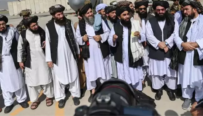 Taliban yerli ve milli otomobili Mada 9'u görücüye çıkardı! Teknik özellikleri dış görünüşü kadar lüks değil