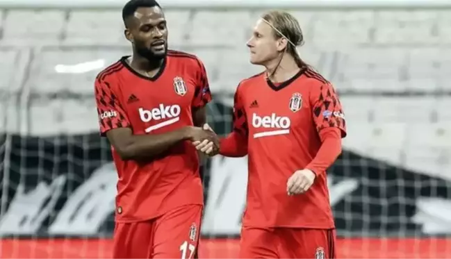 Beşiktaş'tan sonra umduğunu bulamadı! Cyle Larin'i kiralık gönderdiler