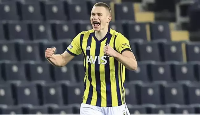 Szalai'nin bu seferki talibini reddetmesi neredeyse imkansız! Transfer listesinin en başına yazdılar