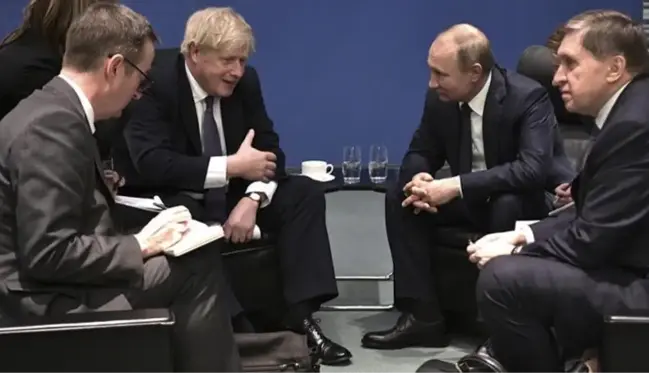 Boris Johnson'dan aylar sonra gelen itiraf: Putin beni füze saldırısıyla tehdit etti