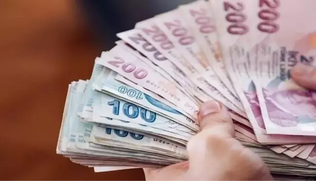 AK Parti'den EYT'ye kademeli prim şartı getirildiği iddialarına yanıt: Bu apaçık bir yalandır