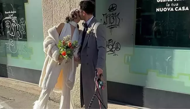 Oyuncu Bora Akkaş ile fenomen Oben Alkan Milano'da nikah masasına oturdu