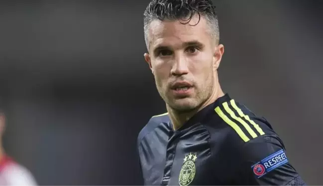 Eski Fenerbahçeli Robin van Persie, Türkiye'nin acısını paylaşarak dünyaya seslendi: Bu herkese bir mesajdır