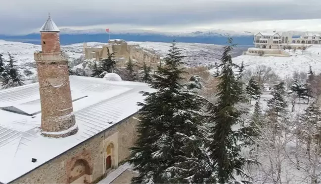 3 büyük deprem gören 5 bin yıllık Harput Mahallesi'nde tek bir taş bile oynamadı