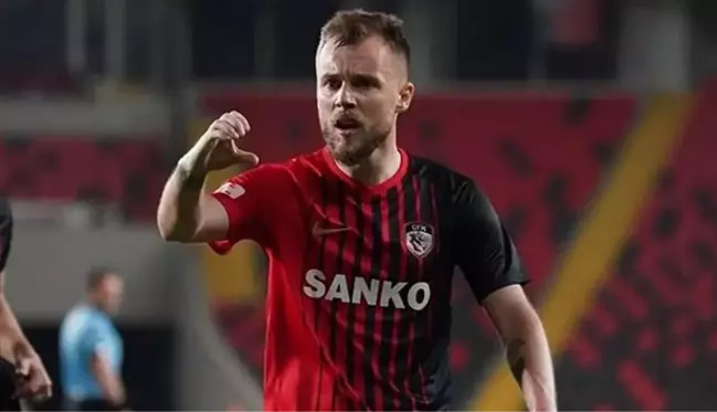 Beşiktaş, ligden çekilen Gaziantep FK'dan Alexandru Maxim'i transfer etti