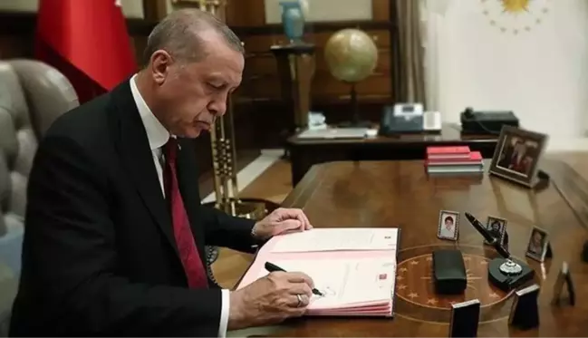 Cumhurbaşkanı Erdoğan imzaladı: 3 bakanlıkta kritik atamalar ve görevden alma kararı