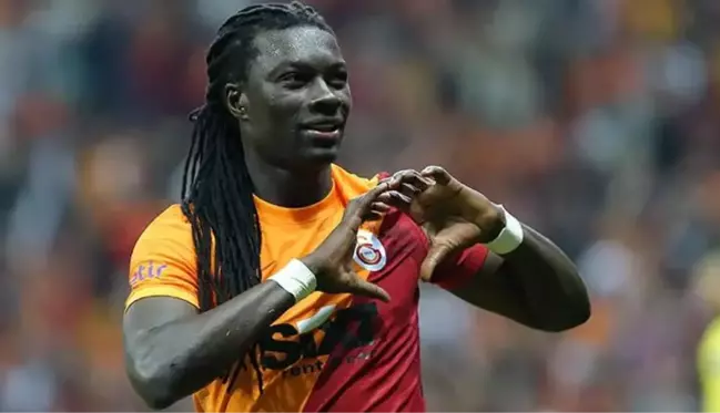 Galatasaray'ın golcüsü Gomis, futbolu bırakacağına yönelik iddiaları yalanladı