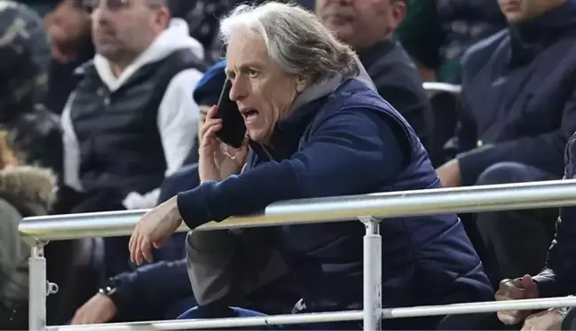 Jorge Jesus'un Brezilya Milli Takımı için Portekiz'de görüşme gerçekleştirdiği iddia edildi