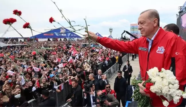 Cumhurbaşkanı Erdoğan 3 gün sonra yeniden meydanlarda! Aliyev ile TEKNOFEST'e katıldı