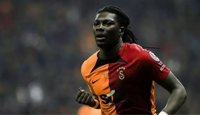 Önce özür, şimdi yemek! Affedilen Gomis durdurulamıyor