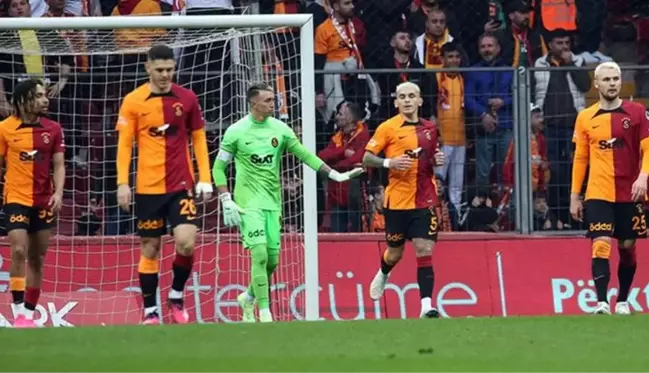 Yeni sezonun kadrosu şekillendi! Galatasaray'da 5 futbolcuyla yollar ayrılıyor