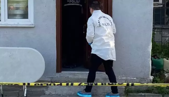 40 yaşındaki adam yakınları tarafında evinde ölü bulundu