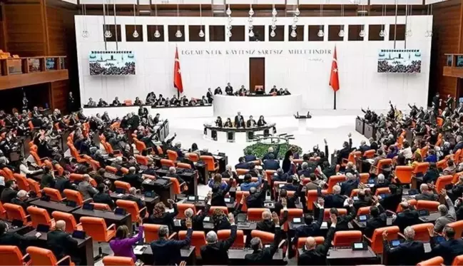 Kadınların siyasetteki temsil oranı Cumhuriyet tarihinin en üst seviyesinde