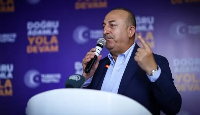 AK Parti'nin oylarının neden düştüğü canlı yayında Çavuşoğlu'na soruldu: Çıkarılacak dersler var