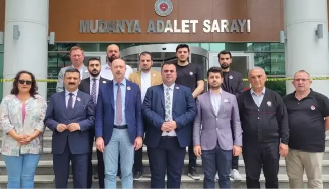 Bursa'da sandık görevlilerine Atatürk ve Türk Bayrağı rozeti takma yasağı! İYİ Parti ve CHP itiraz etti