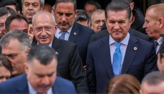 Mustafa Sarıgül'ün partisi TDP, CHP'ye katılma kararı aldı