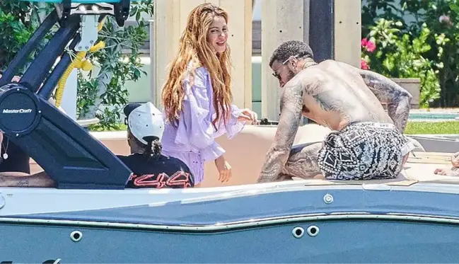 Lewis Hamilton'la aşk yaşayan Shakira ile ilgili ilginç iddia: Artık beyaz tenli erkek istemiyor