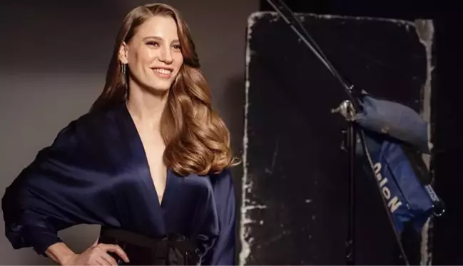 Serenay Sarıkaya, yeni proje öncesi saçlarını kısacık kestirdi