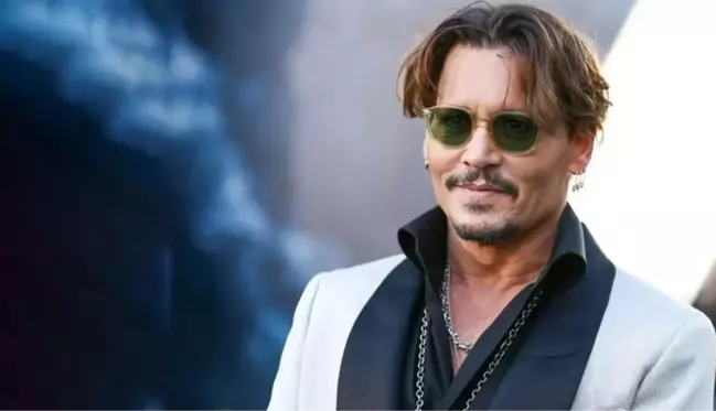 Otel odasında baygın halde bulunan Johnny Depp'in sağlık durumuyla ilgili ilk açıklama: Güvende ve sağlıklı