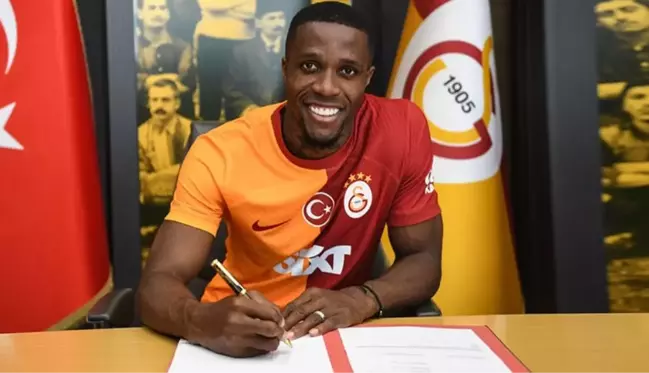 Galatasaray'ın Şampiyonlar Ligi kadrosu belli oldu! Zaha, Zaniolo ve Kerem Demirbay yok